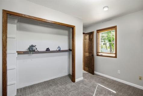 3806 E Avenue NE Cedar Rapids IA 52402