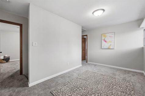 3806 E Avenue NE Cedar Rapids IA 52402