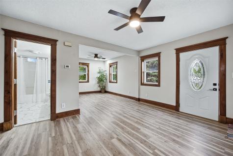 3806 E Avenue NE Cedar Rapids IA 52402