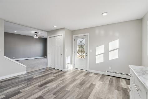 809 Jefferson Avenue Lowden IA 52255