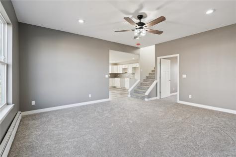 809 Jefferson Avenue Lowden IA 52255