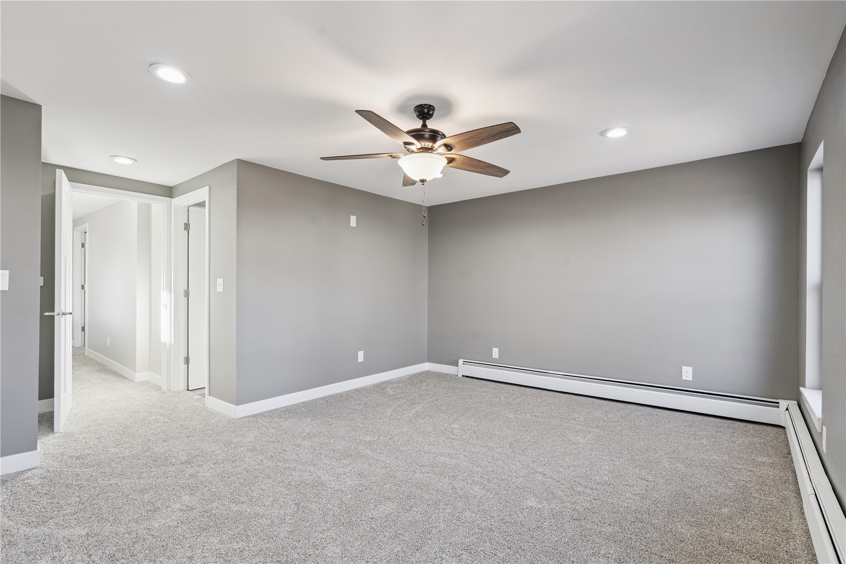 809 Jefferson Avenue Lowden IA 52255