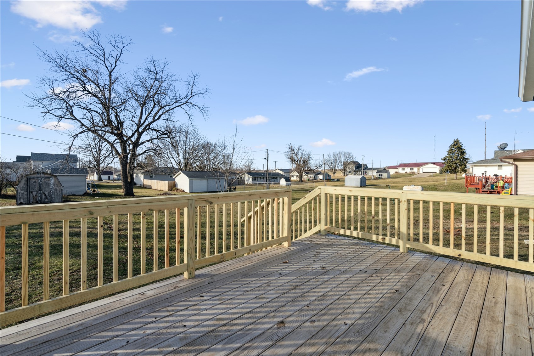 809 Jefferson Avenue Lowden IA 52255