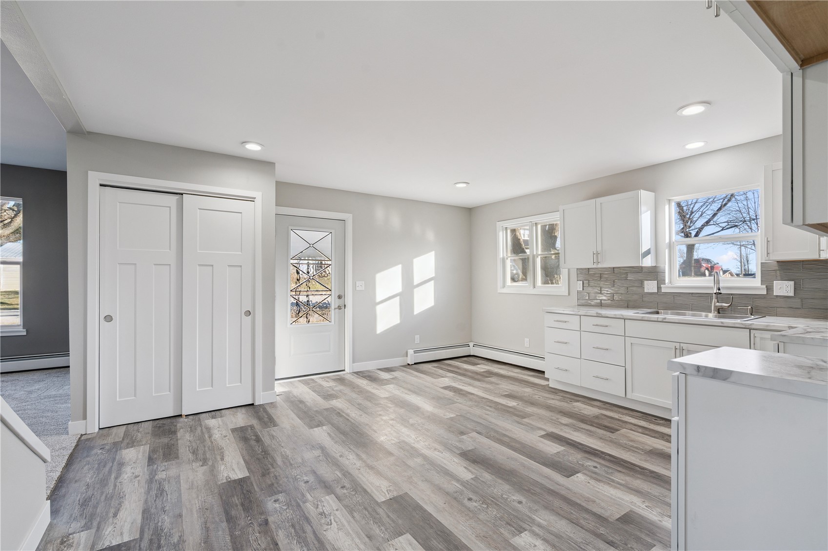 809 Jefferson Avenue Lowden IA 52255