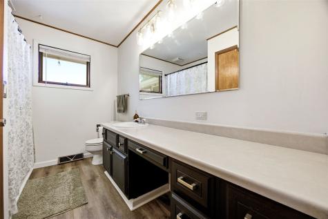 1565 Brockman Avenue Marion IA 52302