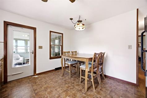 1565 Brockman Avenue Marion IA 52302