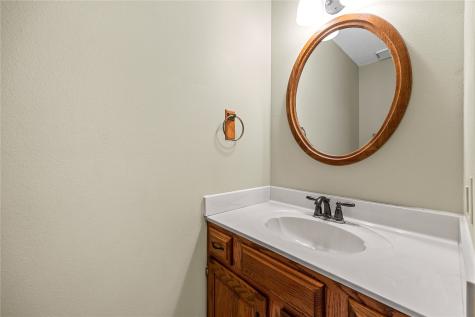 413 Rockvalley Drive SW Cedar Rapids IA 52404