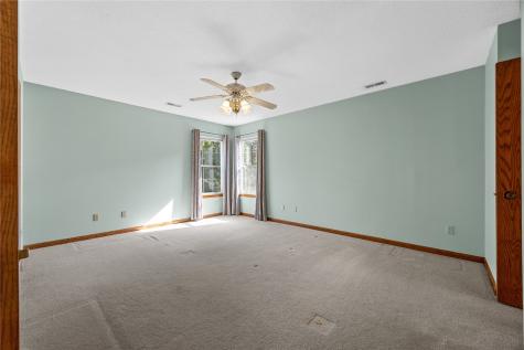 413 Rockvalley Drive SW Cedar Rapids IA 52404