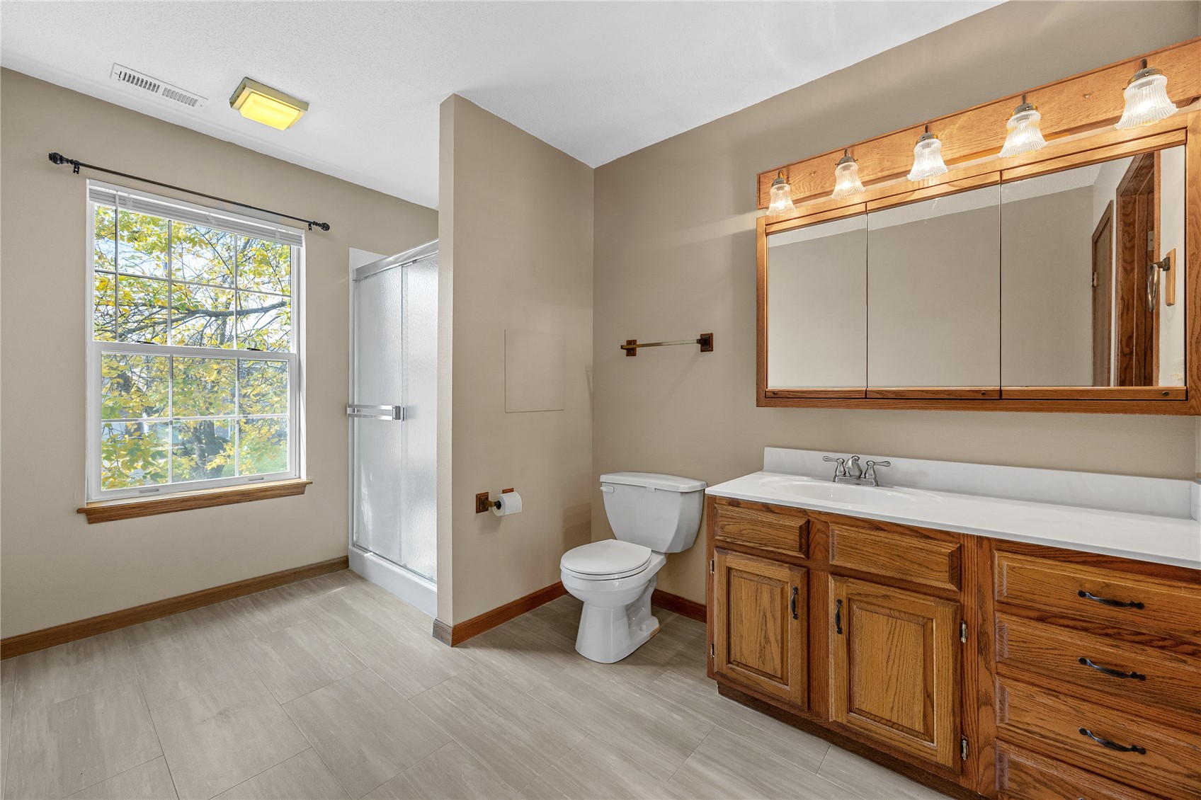 413 Rockvalley Drive SW Cedar Rapids IA 52404