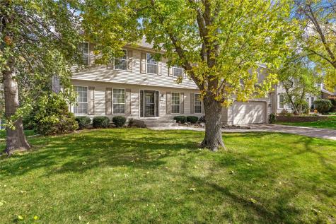 413 Rockvalley Drive SW Cedar Rapids IA 52404