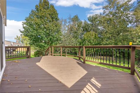 413 Rockvalley Drive SW Cedar Rapids IA 52404