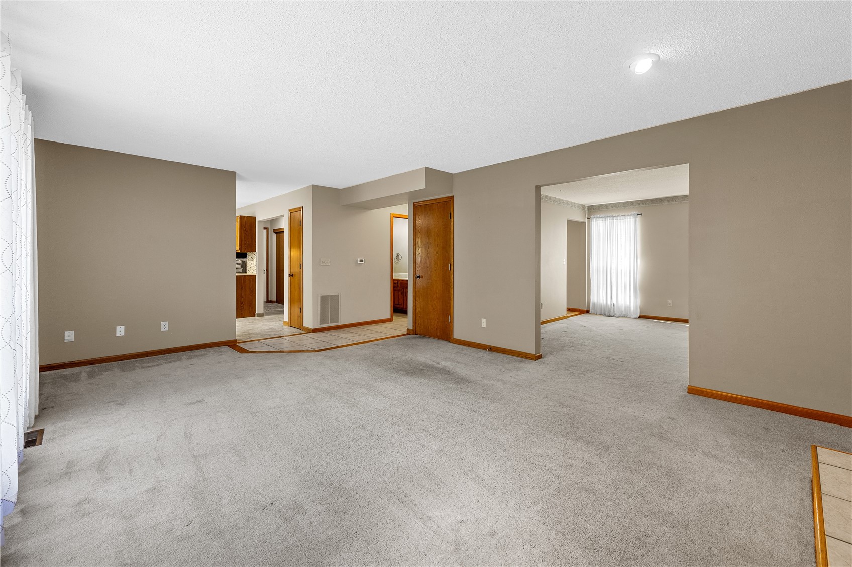 413 Rockvalley Drive SW Cedar Rapids IA 52404