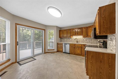 413 Rockvalley Drive SW Cedar Rapids IA 52404