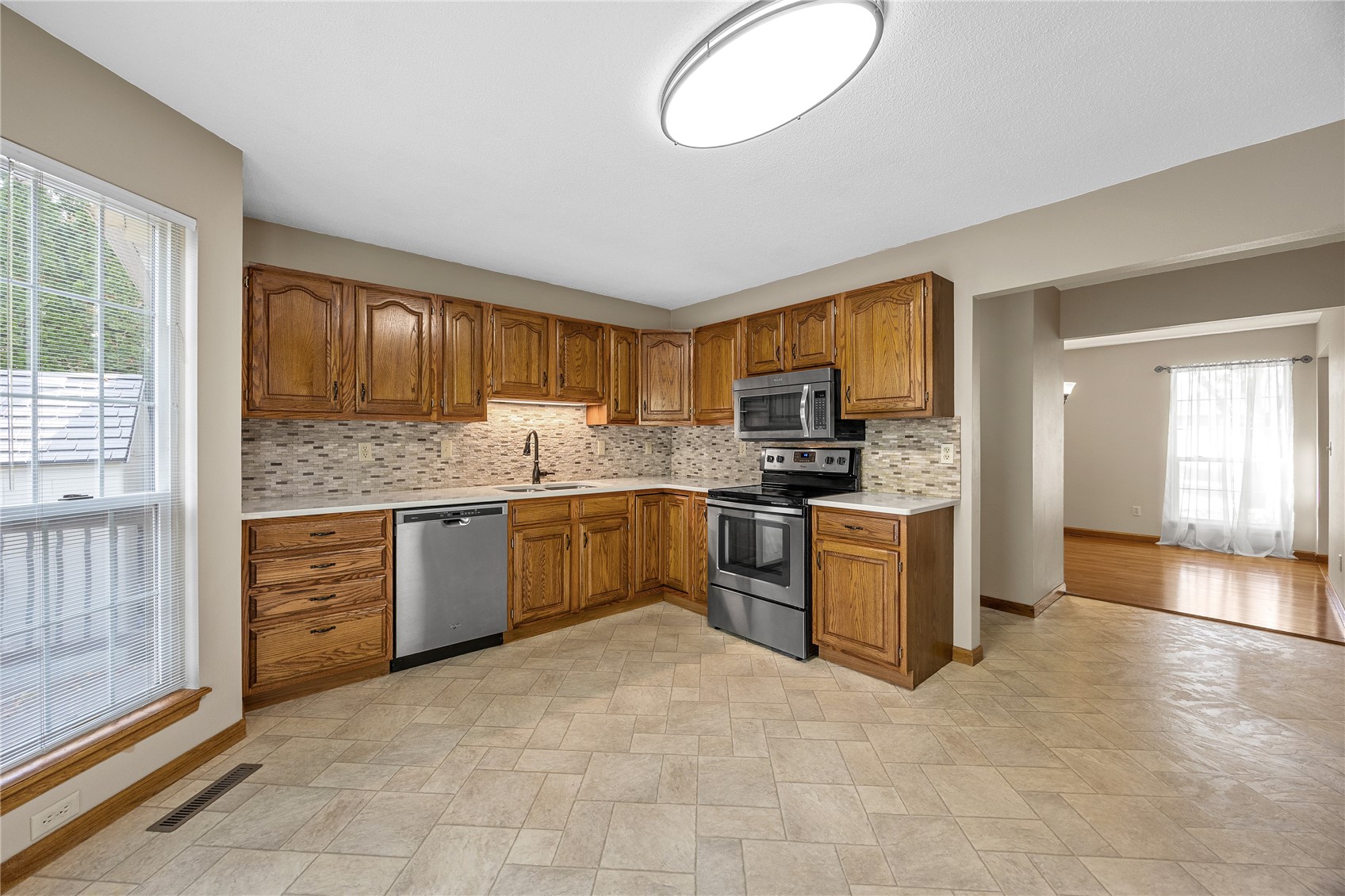 413 Rockvalley Drive SW Cedar Rapids IA 52404