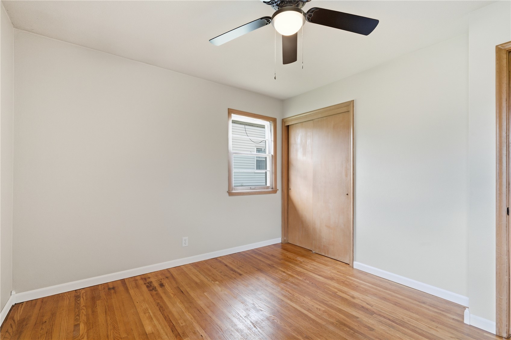 2058 42nd Street NE Cedar Rapids IA 52402