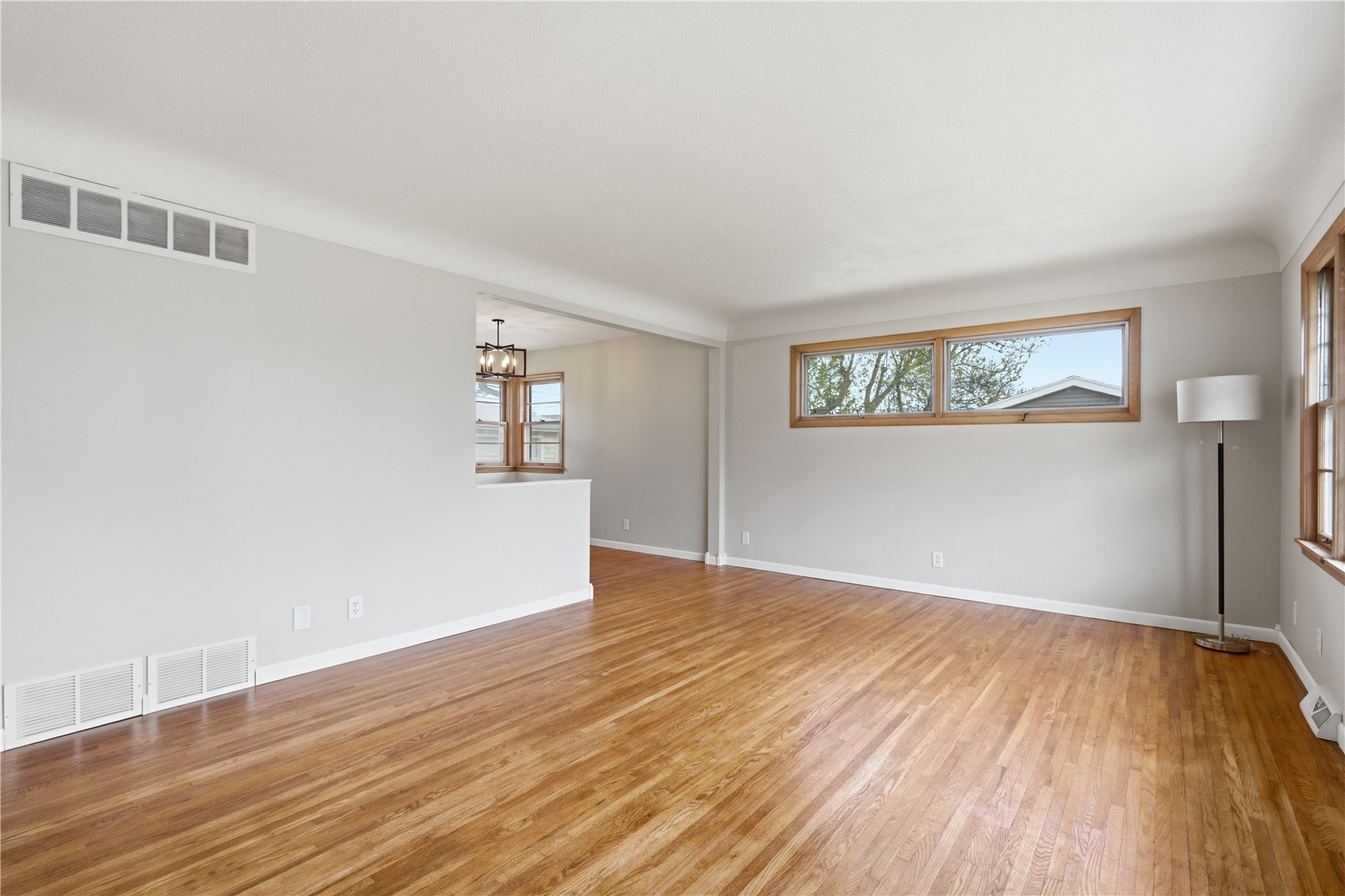 2058 42nd Street NE Cedar Rapids IA 52402
