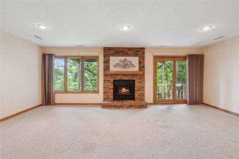 3350 Old Orchard Road NE Cedar Rapids IA 52402