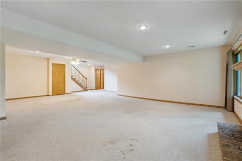 3350 Old Orchard Road NE Cedar Rapids IA 52402