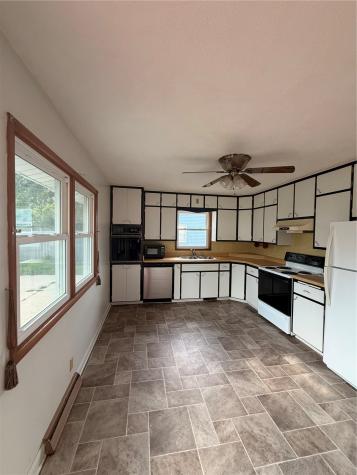 2565 23rd Avenue Marion IA 52302