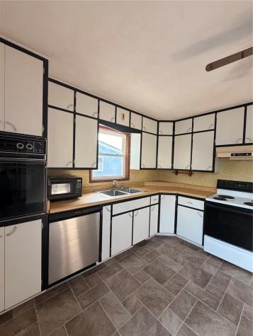 2565 23rd Avenue Marion IA 52302