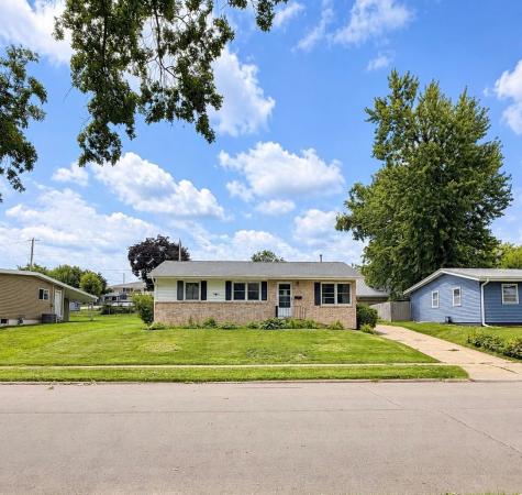 2565 23rd Avenue Marion IA 52302