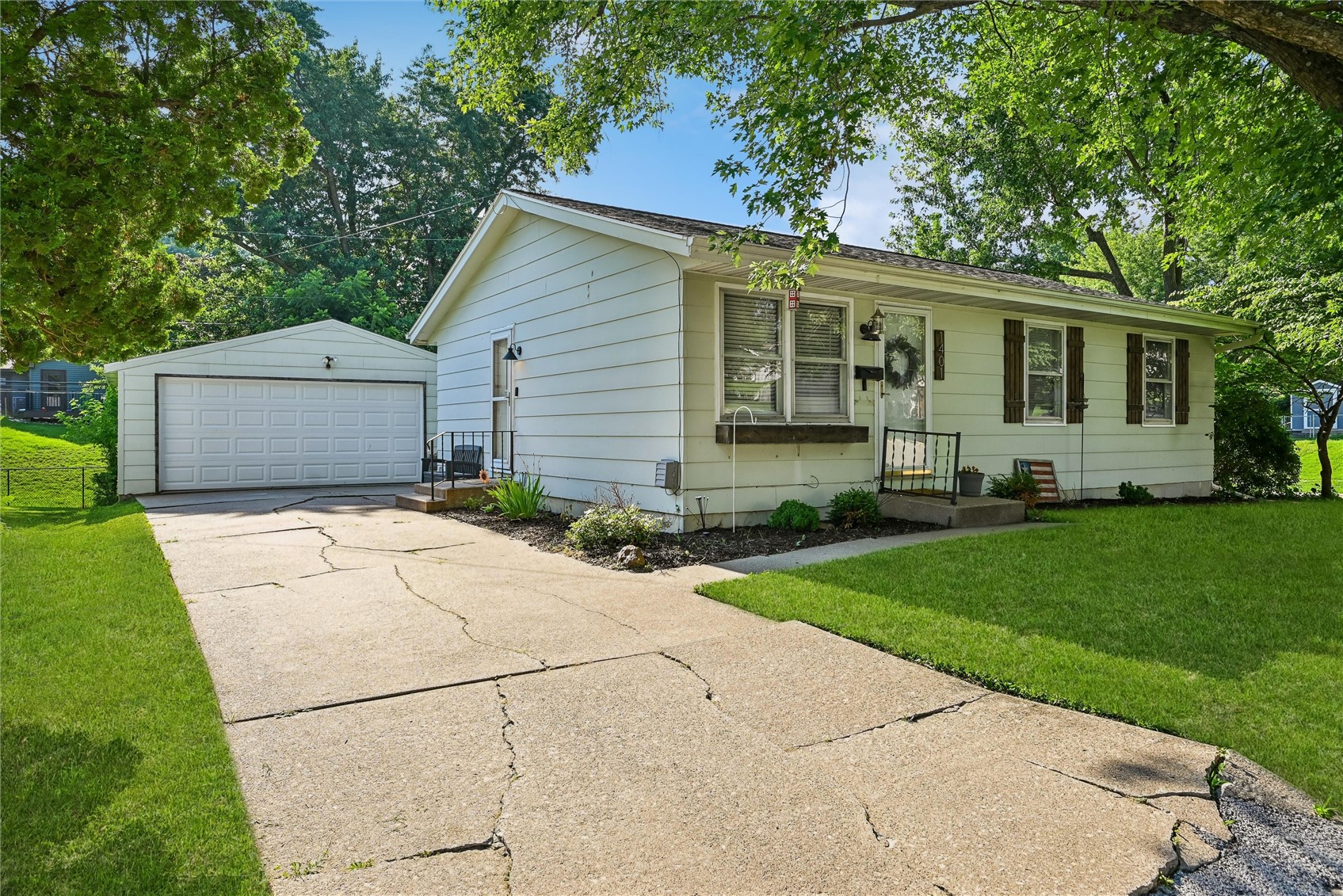 1401 39th Street SE Cedar Rapids IA 52403