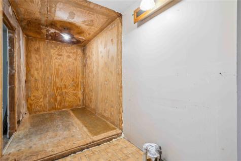 3801 Highway 382 NE Solon IA 52333