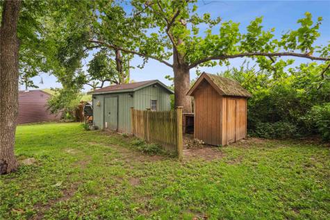 3801 Highway 382 NE Solon IA 52333