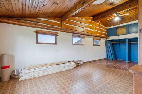 3801 Highway 382 NE Solon IA 52333