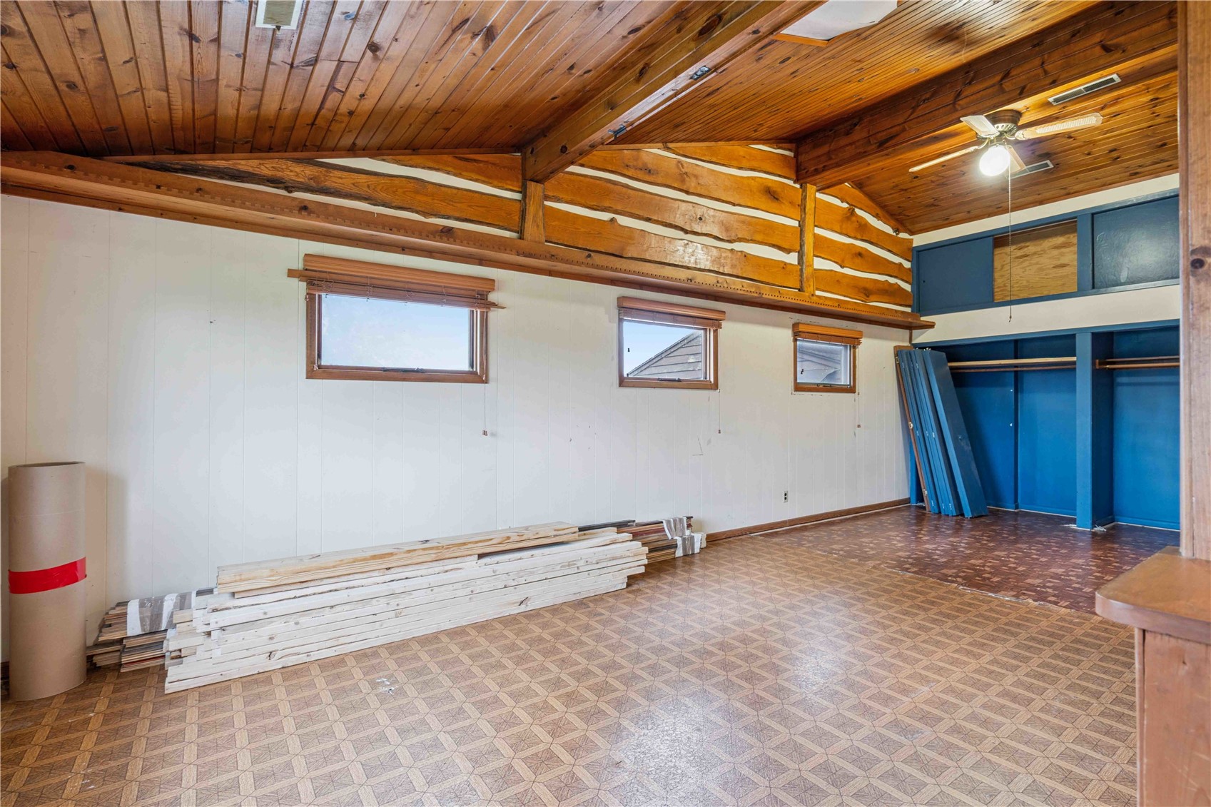 3801 Highway 382 NE Solon IA 52333