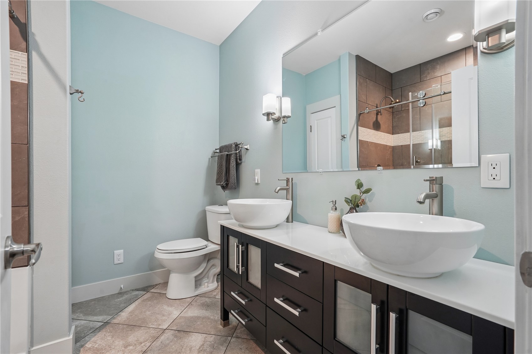 706 Jefferson Drive Center Point IA 52213