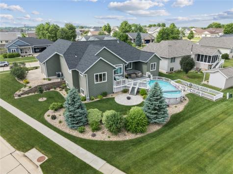 706 Jefferson Drive Center Point IA 52213
