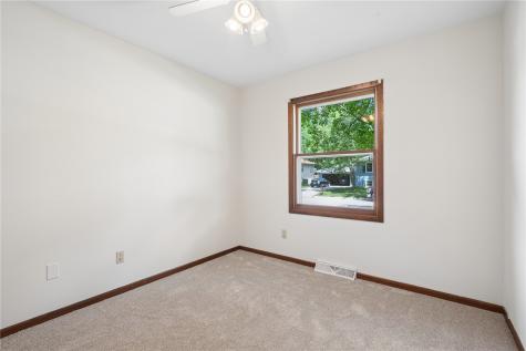 65 Birch Court North Liberty IA 52317
