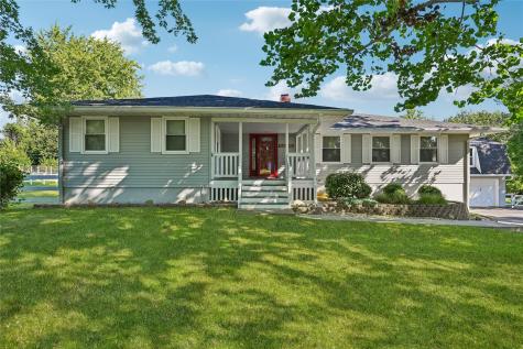 1022 Rolling Glen Drive Marion IA 52302
