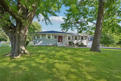 1022 Rolling Glen Drive Marion IA 52302