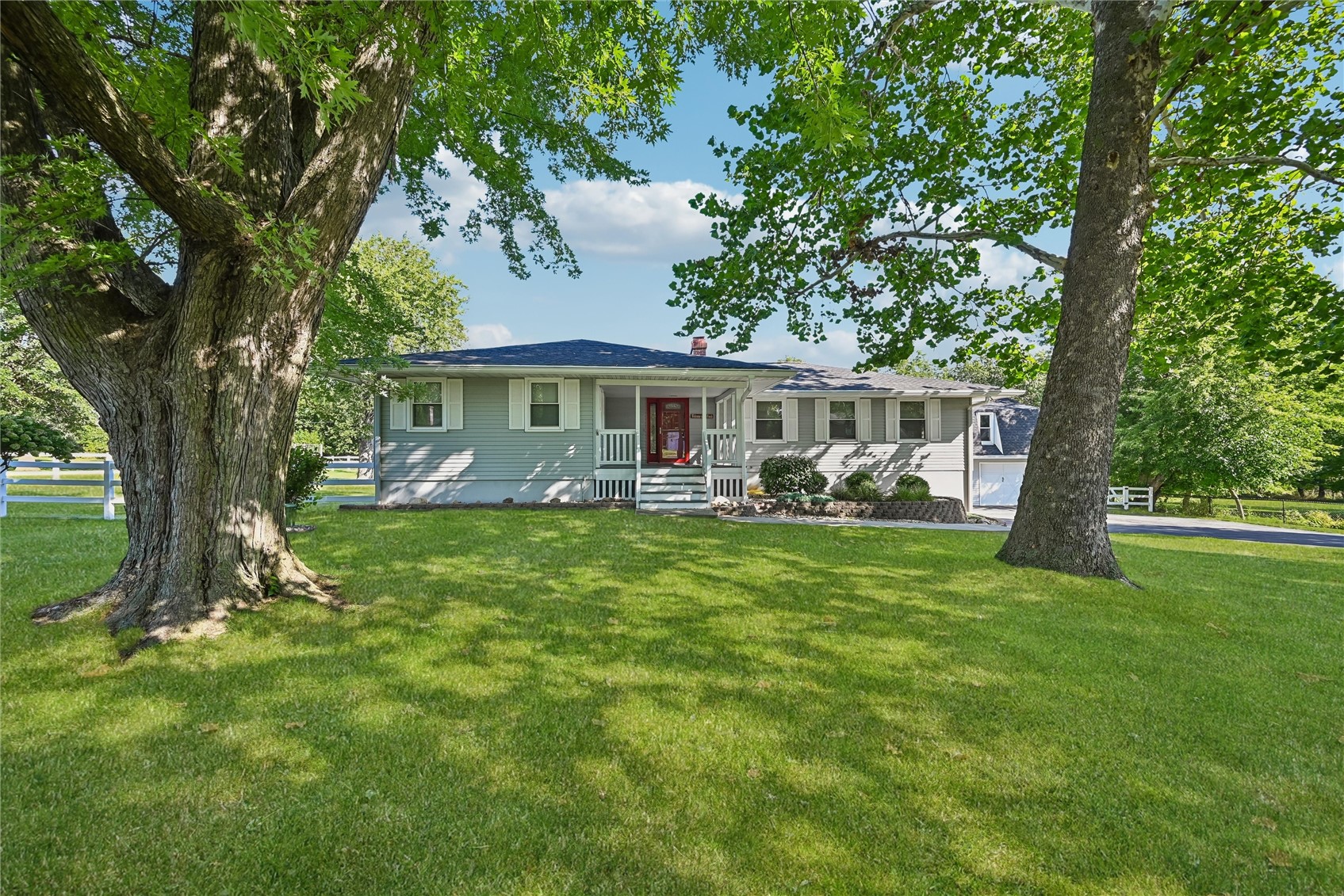 1022 Rolling Glen Drive Marion IA 52302