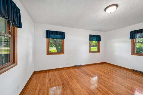 1022 Rolling Glen Drive Marion IA 52302