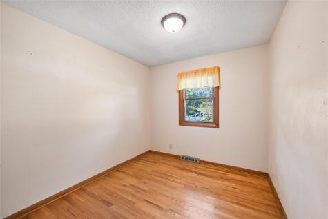 1022 Rolling Glen Drive Marion IA 52302