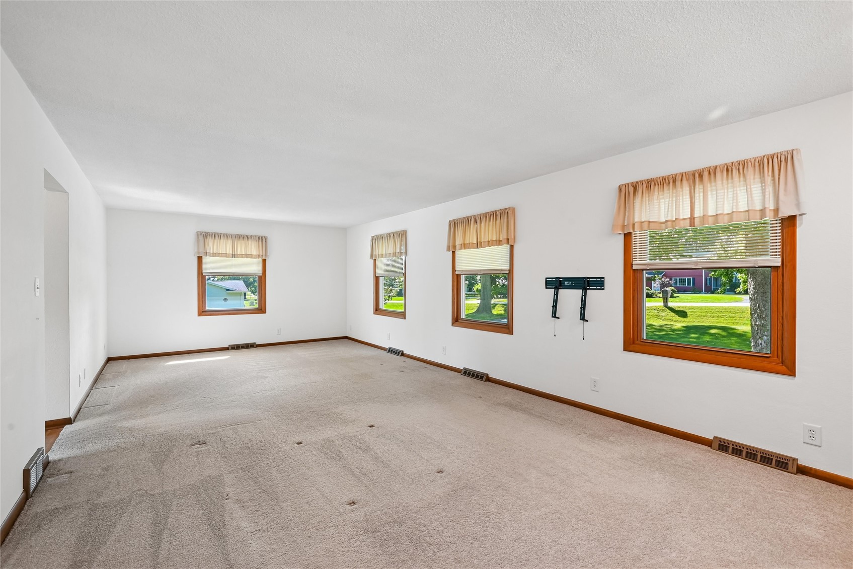 1022 Rolling Glen Drive Marion IA 52302