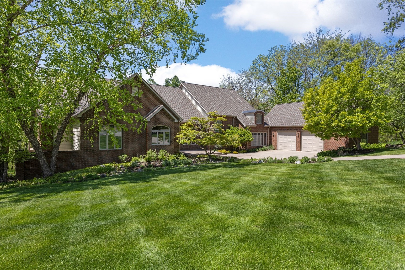 4181 Rose Bluff Circle NE Iowa City IA 52240