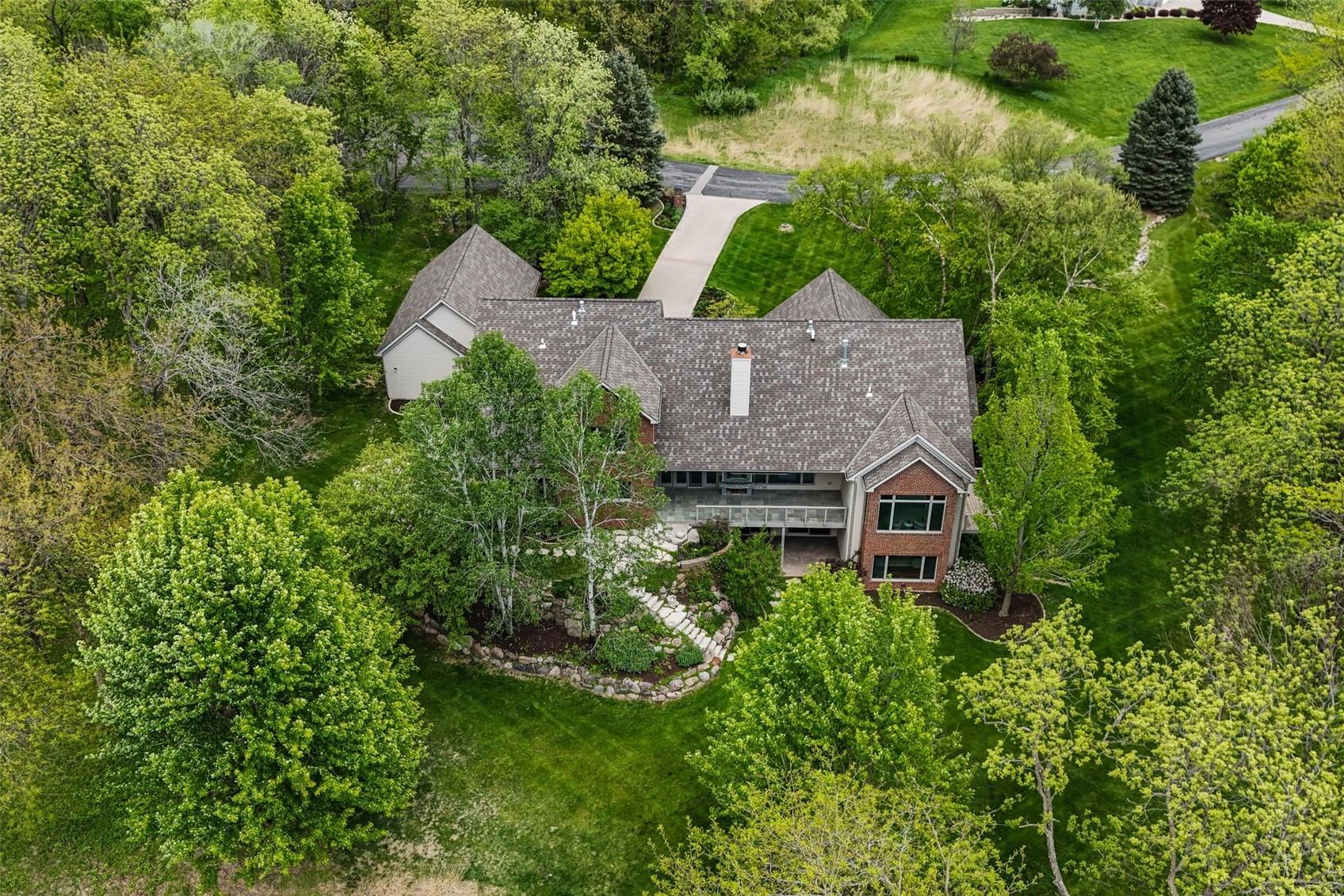 4181 Rose Bluff Circle NE Iowa City IA 52240