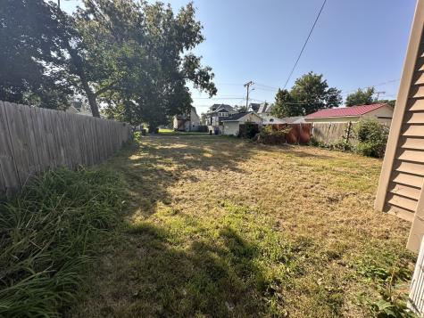 1625 E Avenue NE Cedar Rapids IA 52402