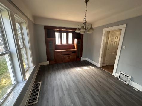 1625 E Avenue NE Cedar Rapids IA 52402