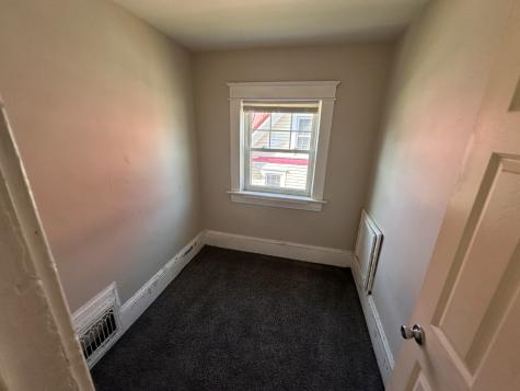 1625 E Avenue NE Cedar Rapids IA 52402