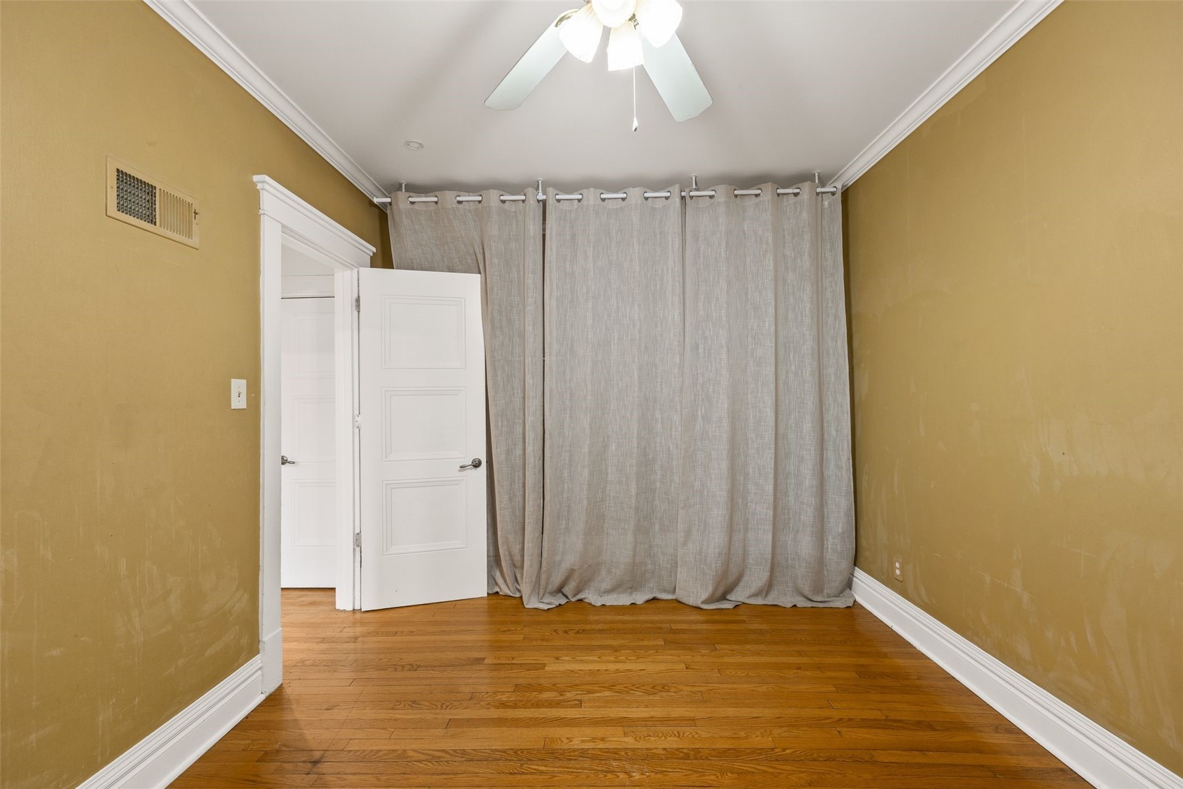 2229 Meadowbrook Drive SE Cedar Rapids IA 52403
