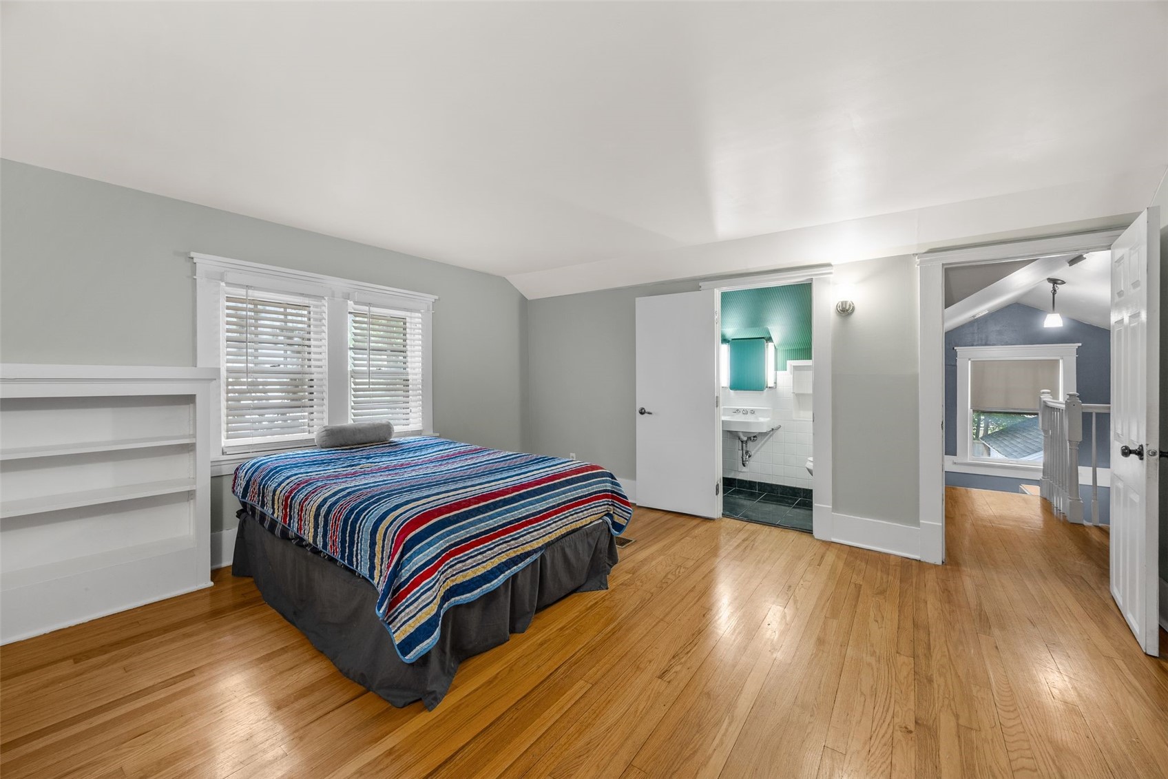 2229 Meadowbrook Drive SE Cedar Rapids IA 52403