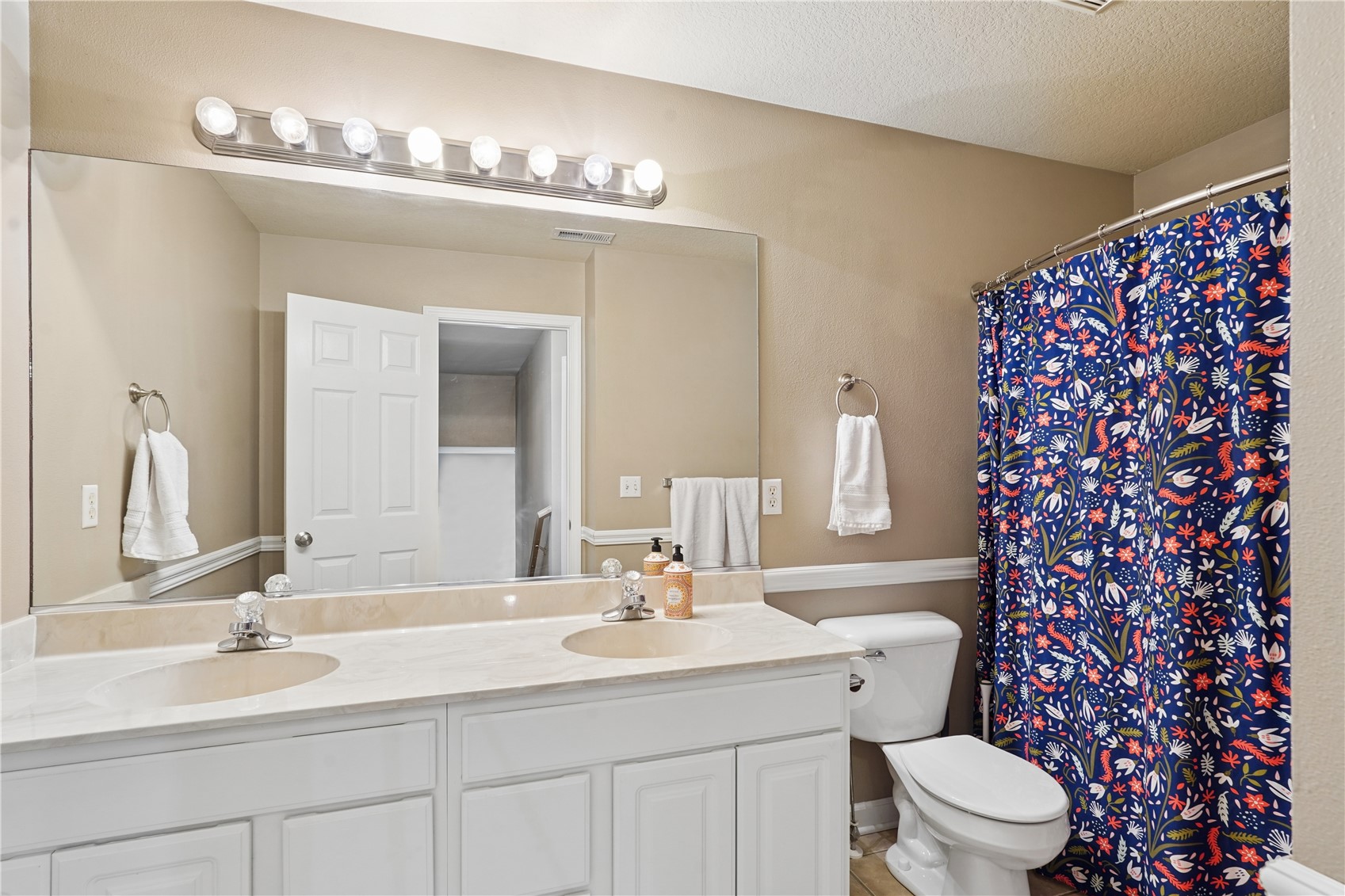 1004 SW 46th Street Ankeny IA 50023