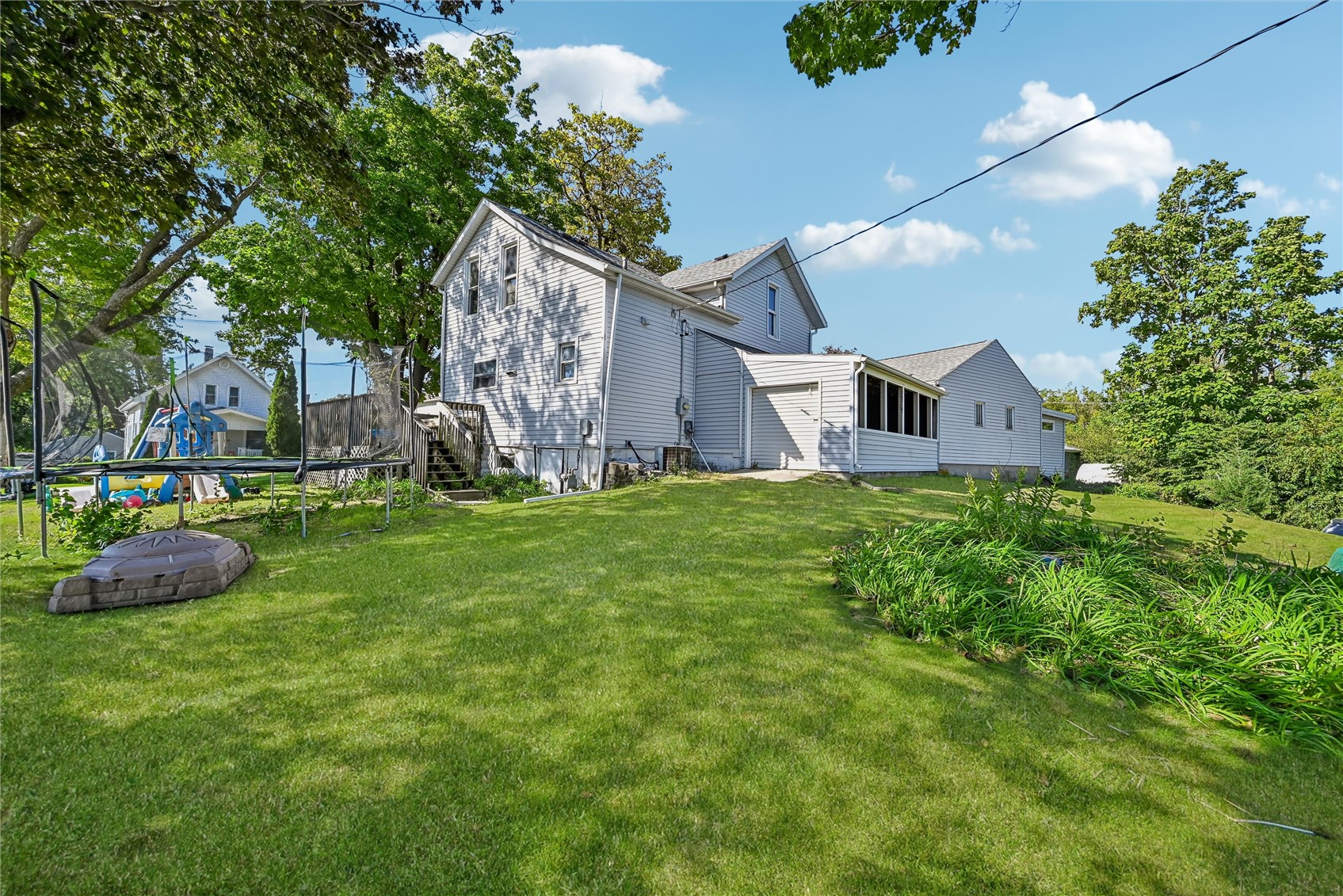 408 Union Street Norway IA 52318