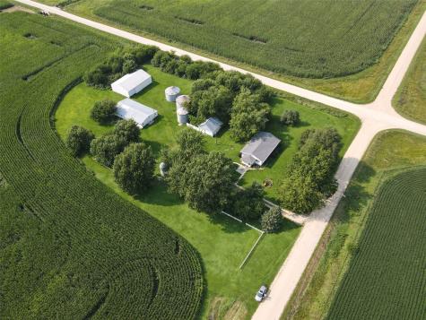 2403 150th Avenue Manchester IA 52057