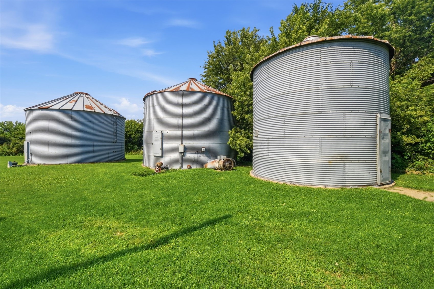 2403 150th Avenue Manchester IA 52057